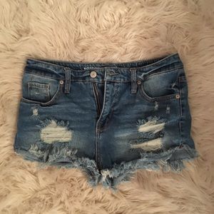 Distressed high waisted shorts